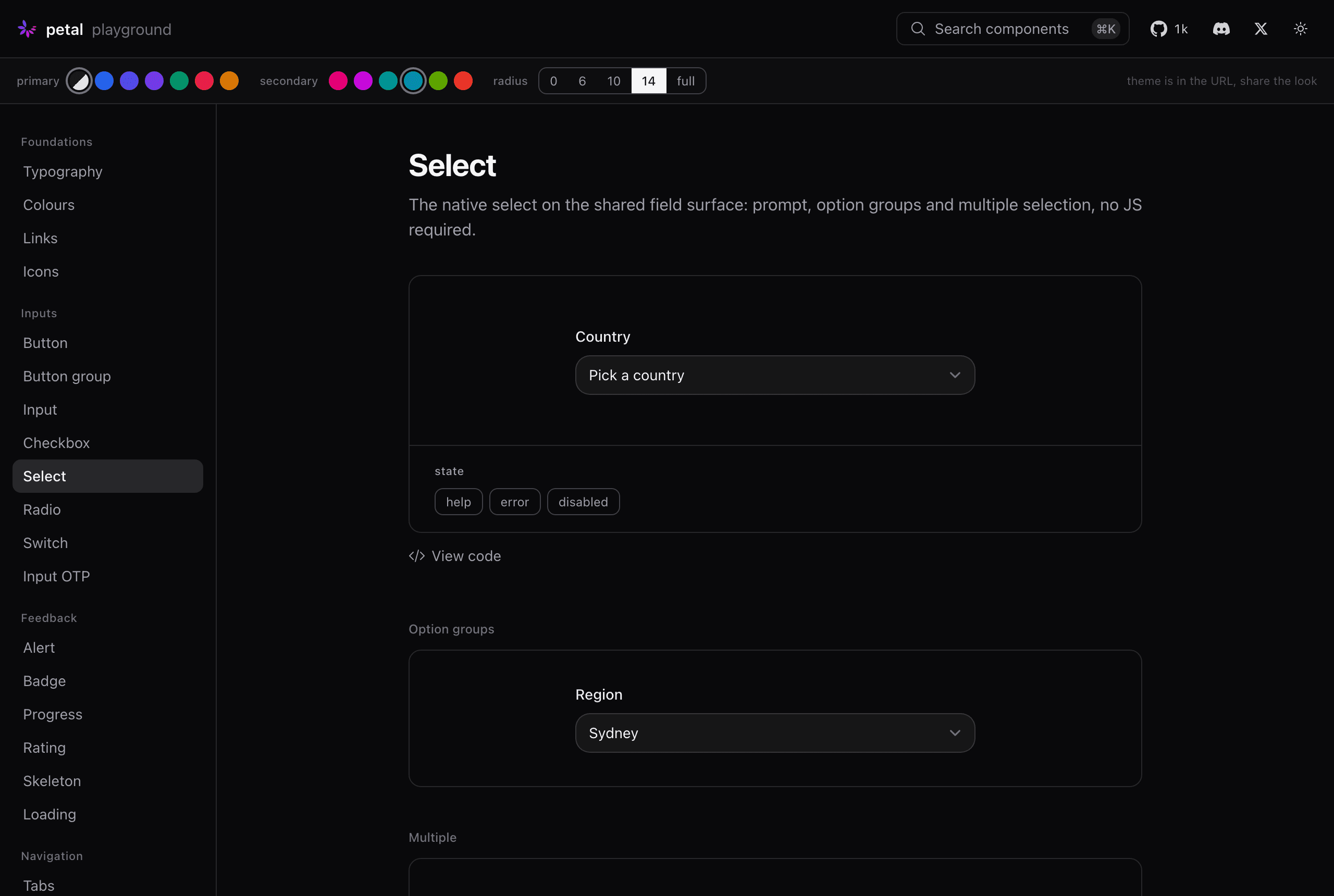 The same Select component in dark mode